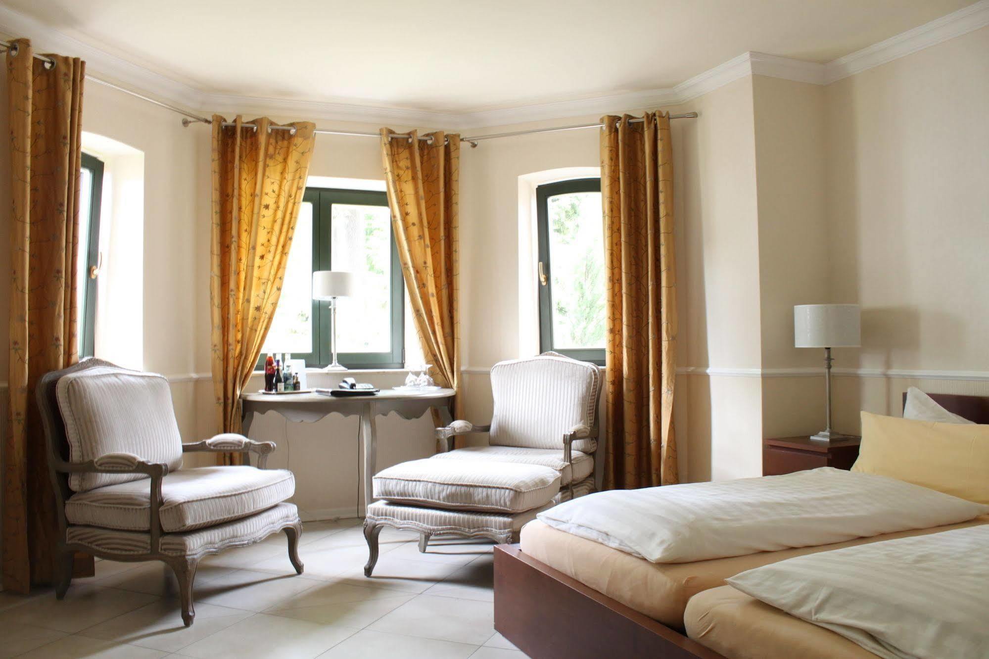 Hotel Villa Sommer Бад Доберан Екстериор снимка